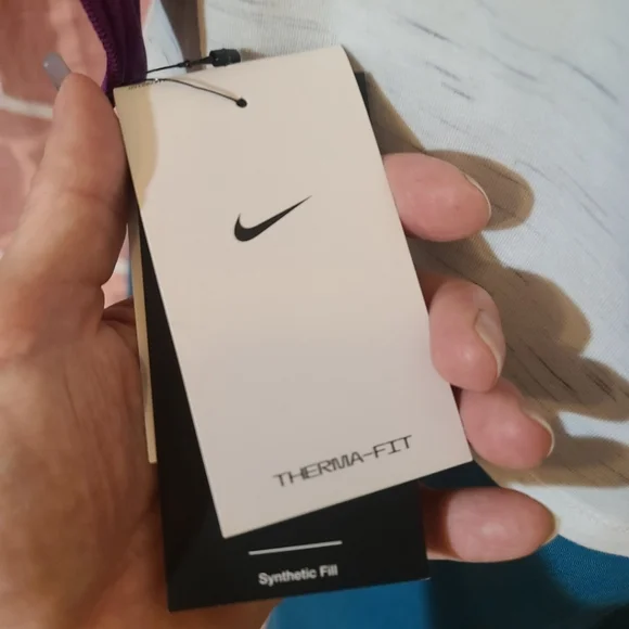 🏅NWT NIKE RUNNING REFLECTIVE VEST - Picture 9 of 12